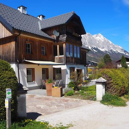 Der Grimmige Berg Apartamento Sankt Martin am Grimming Exterior foto
